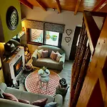 Dirfys - Escape In The Heart Of Evia Domek alpejski *